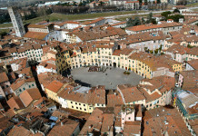 Italy and its culture Lucca-Piazza-Anfiteatro