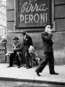 men-in-a-street-of-napoli
