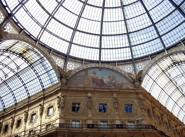 italy, milan, galleria vittorio emanuele ii