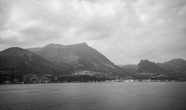 lake garda italy, landscape, view