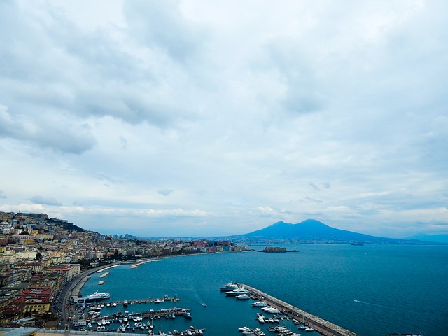 naples, vesuvius, sea