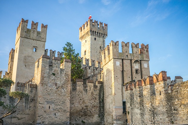 scaliger castle, lake garda, sirmione