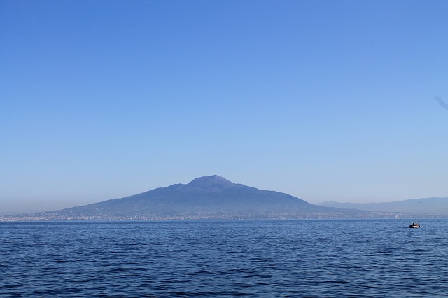 vesuvius, naples, italy