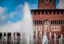 See Magnificent Milan On Foot joel-rohland-4z41ohP8qZE-unsplash