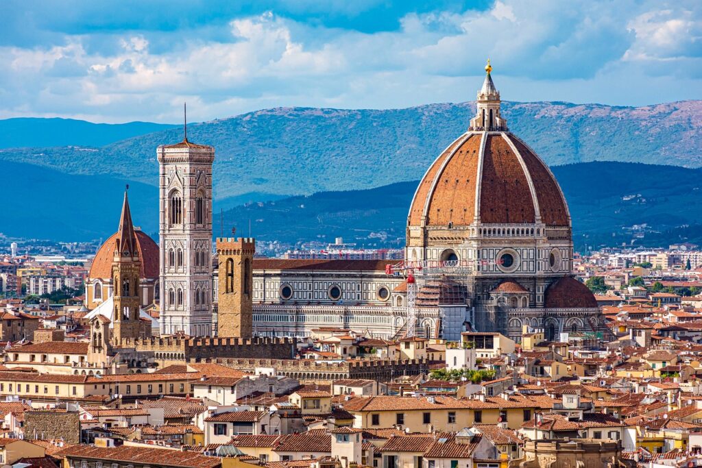 The route from Rome to Venice is full of once-in-a-lifetime emotions, pleasant surprises, fantastic impressions, unforgettable discoveries.