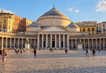 Naples Travel Guide: What to See, Where to Stay and What to Eat